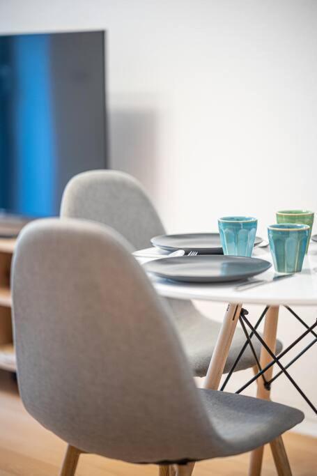 Appartamento Blue Chili 23 - Modern, Zentral, Mit Balkon Magdeburgo Esterno foto